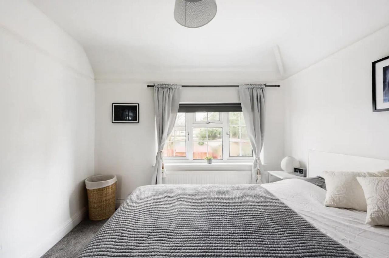 The Film Studio Appartement 5 Min To Harry Potter Watford  Bagian luar foto